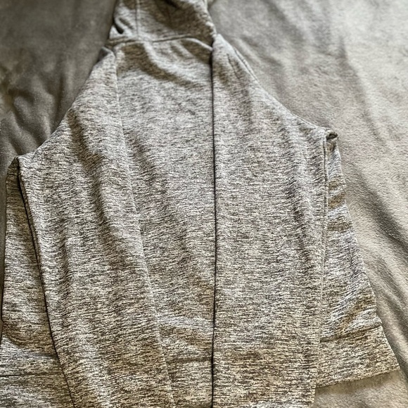 Under Armour Gray Hoodie - Picture 4 of 4
